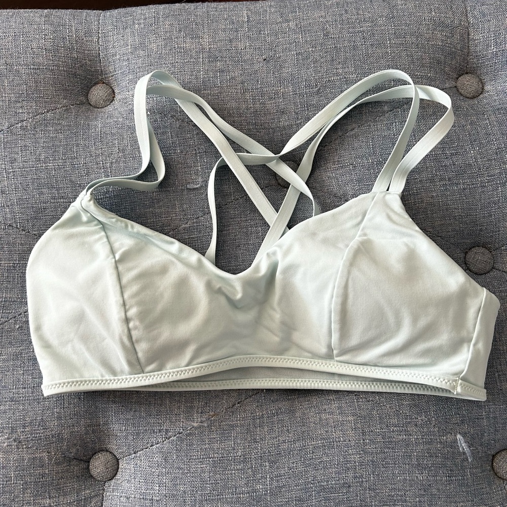 NWOT athleta Bikini Top